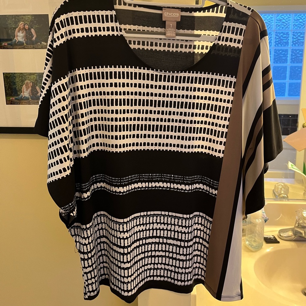 Black, white and brown / tan chicos shirt. Chicos size 1